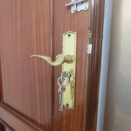 Economica Con Bano Compartido Quarto em Acomodações Particulares